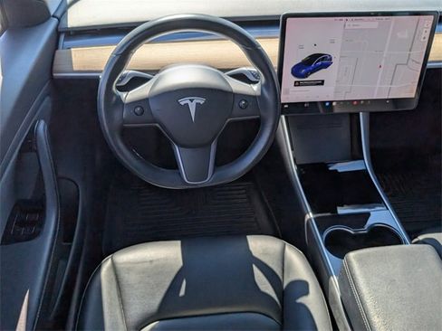 Used 2019 Tesla Model 3 Long Range image 10