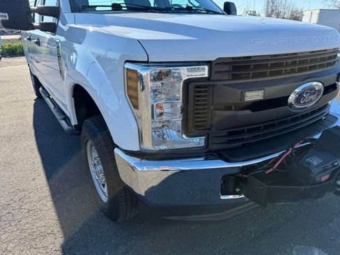 Used 2019 Ford F350 XL w/ Power Equipment Group image 10