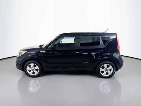 Used 2017 Kia Soul w/ Convenience Package FWD image 6