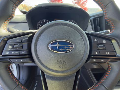 Certified 2025 Subaru Crosstrek 2.5i Limited w/ Crosstrek Mirror Package image 18