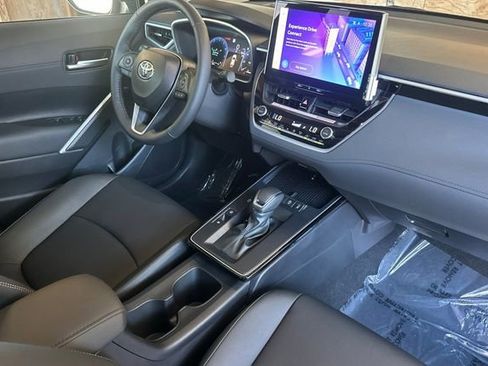 Used 2026 Toyota Corolla Cross XLE w/ Convenience Package image 16
