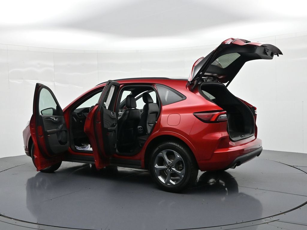 Used 2023 Ford Escape ST-Line w/ Tech Pack #1 AWD/4WD image 24