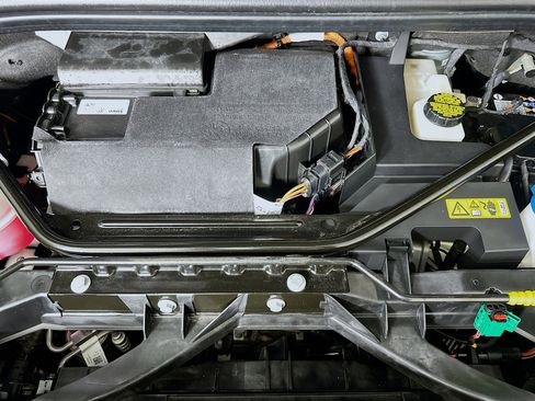 Used 2023 Audi Q4 e-tron Premium Plus image 35