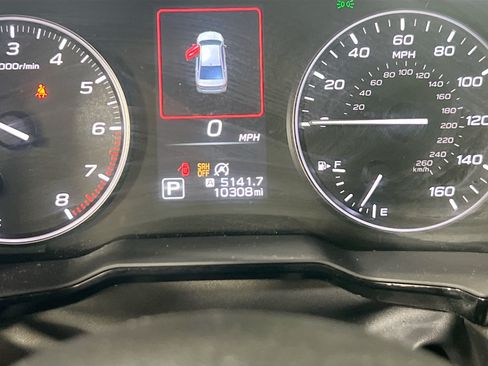 Used 2024 Subaru Legacy Premium AWD/4WD image 12