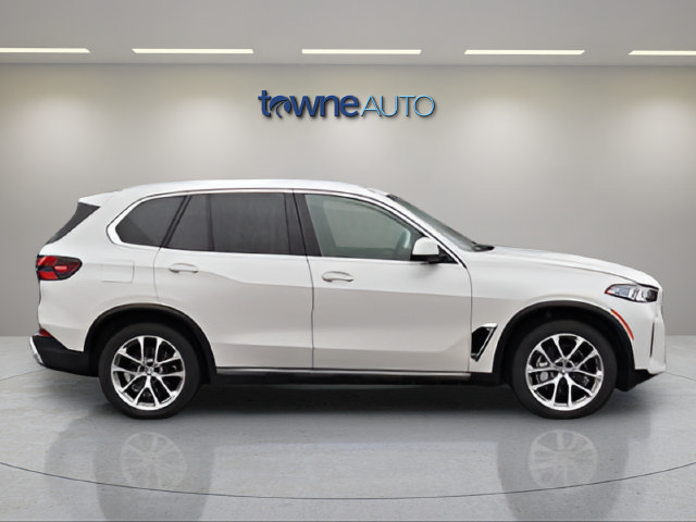 Used 2024 BMW X5 xDrive40i w/ Premium Package AWD/4WD image 7