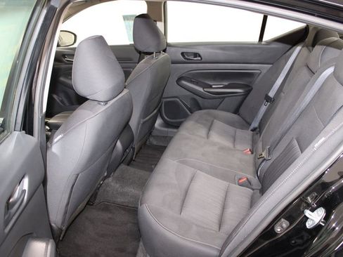 Used 2024 Nissan Altima 2.5 SV image 22