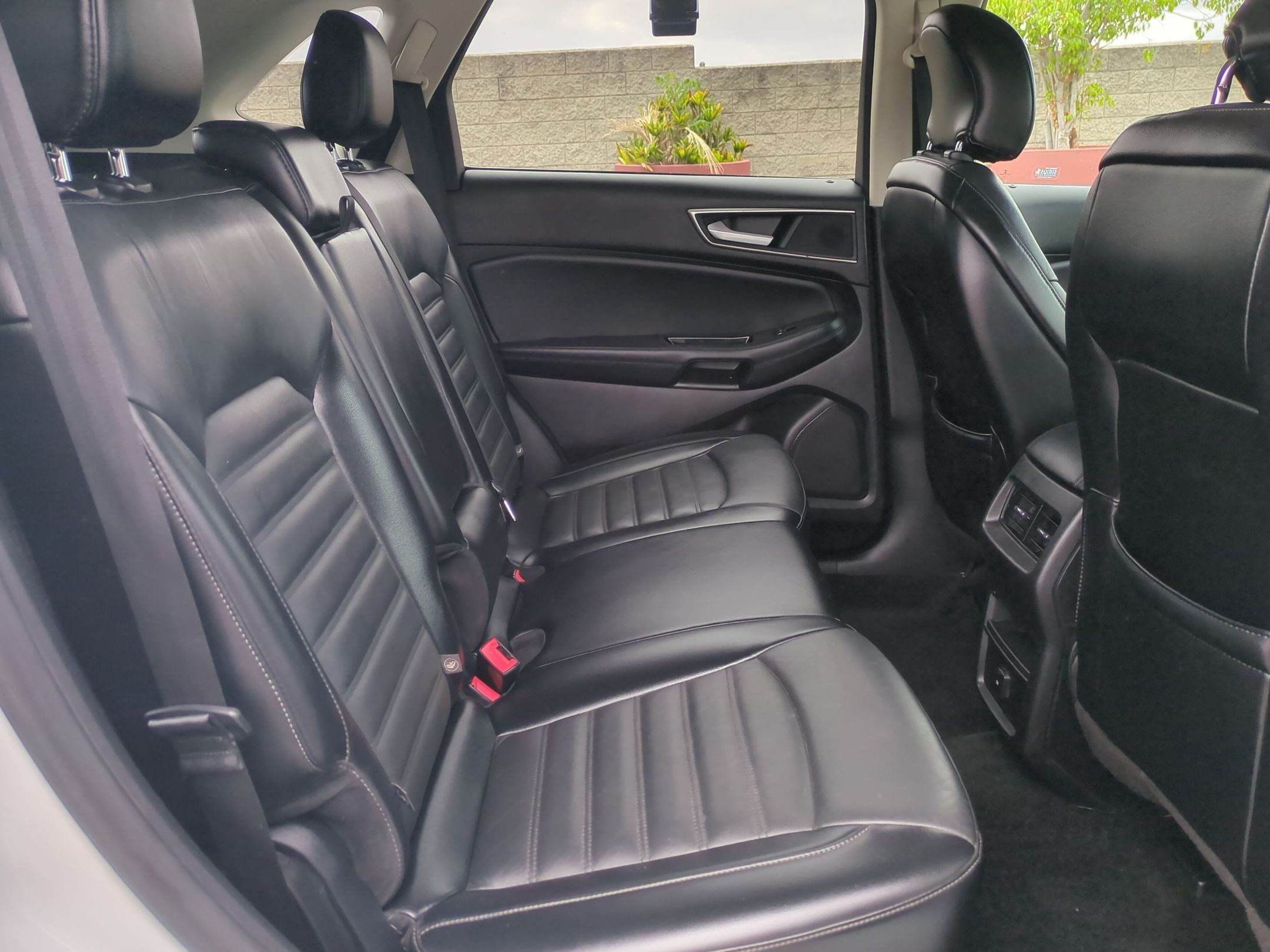 Used 2015 Ford Edge SEL w/ Equipment Group 201A AWD/4WD image 23