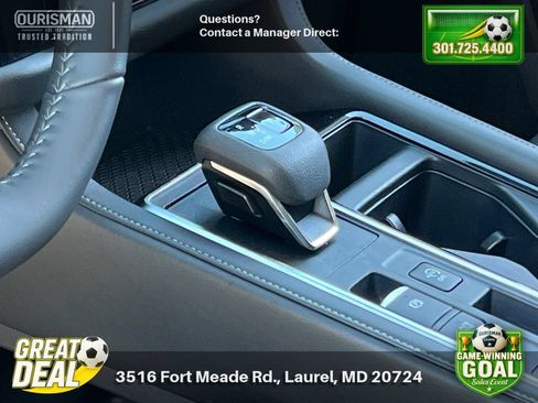Used 2025 Nissan Pathfinder SV FWD image 13