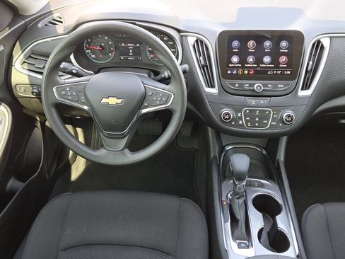 Used 2024 Chevrolet Malibu LT image 22