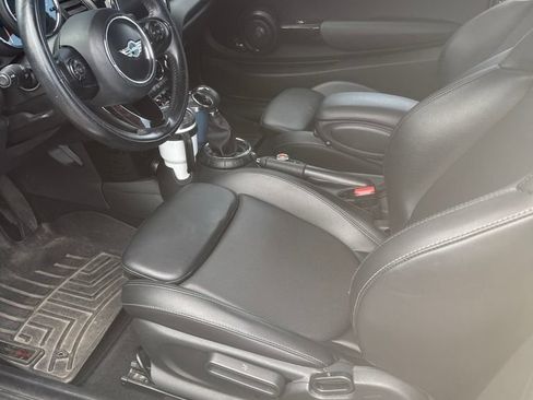 Used 2017 MINI Cooper S FWD image 2