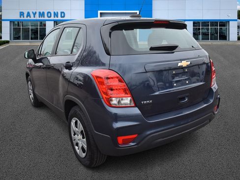 Certified 2018 Chevrolet Trax LS image 5