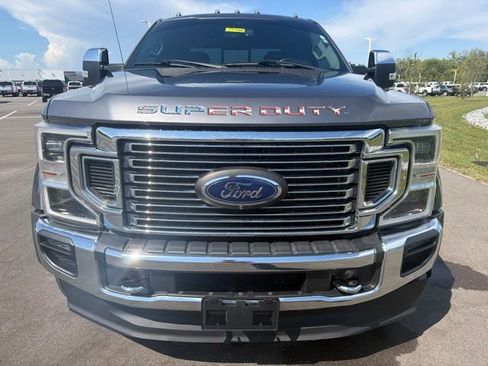 Used 2021 Ford F450 Lariat w/ Lariat Ultimate Package AWD/4WD image 3