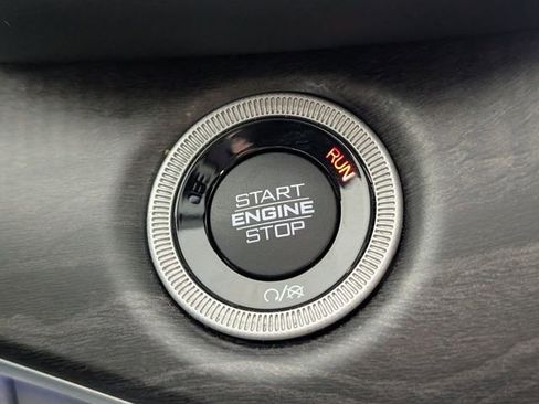 Certified 2023 Jeep Grand Cherokee L Overland w/ Advanced Protech Group III image 25