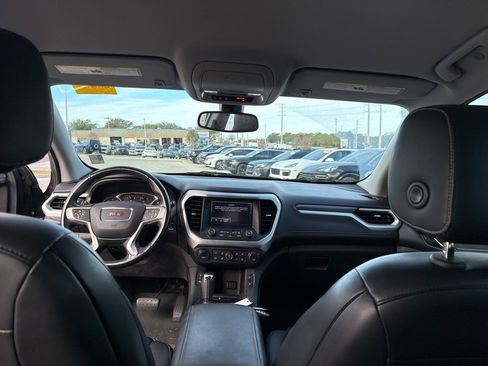 Used 2019 GMC Acadia SLT image 9