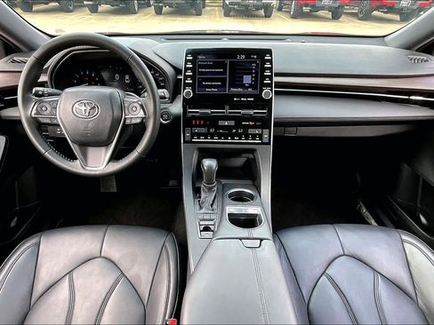Used 2021 Toyota Avalon XLE w/ Carpet Mat Package (TMS) image 14