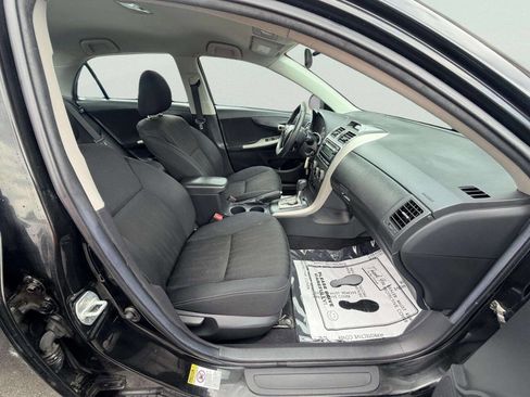 Used 2012 Toyota Corolla S FWD image 26