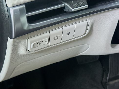 Used 2025 Hyundai Tucson SEL FWD image 16