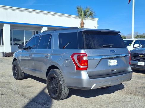 Used 2021 Ford Expedition XLT image 23