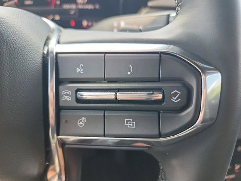 Certified 2026 GMC Acadia Elevation w/ Black Edition AWD/4WD image 24