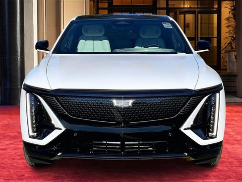 New 2026 Cadillac Lyriq Premium Sport image 3