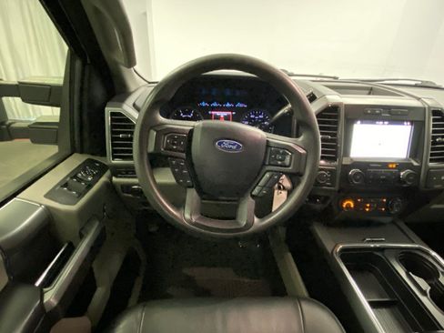 Used 2019 Ford F250 XLT w/ XLT Premium Package AWD/4WD image 34