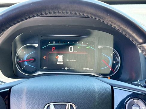 Used 2022 Honda Pilot Special Edition image 12