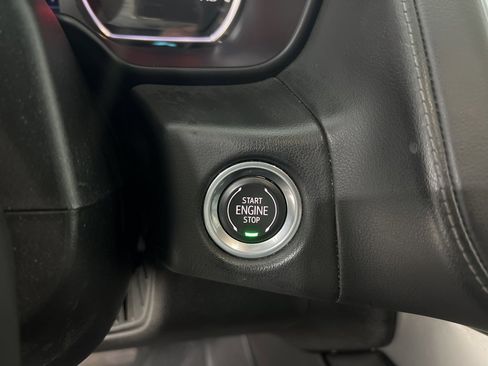 Used 2021 Chevrolet Tahoe Z71 image 13