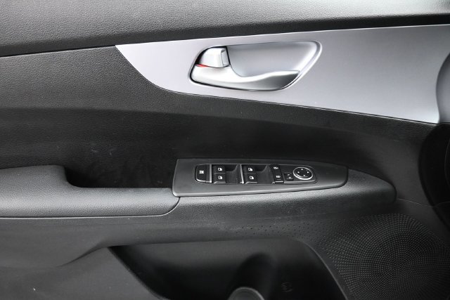 Used 2024 Kia Forte LXS FWD image 24