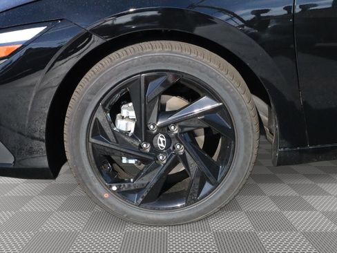 New 2026 Hyundai Elantra Sport image 4