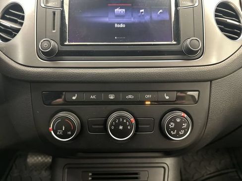 Used 2017 Volkswagen Tiguan S AWD/4WD image 19
