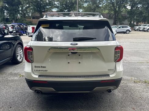 Used 2020 Ford Explorer Limited RWD image 5