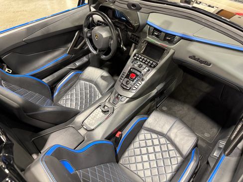 Used 2018 Lamborghini Aventador S AWD/4WD image 76