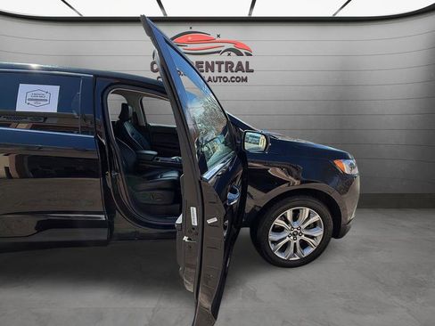 Used 2022 Ford Edge Titanium w/ Equipment Group 301A AWD/4WD image 30