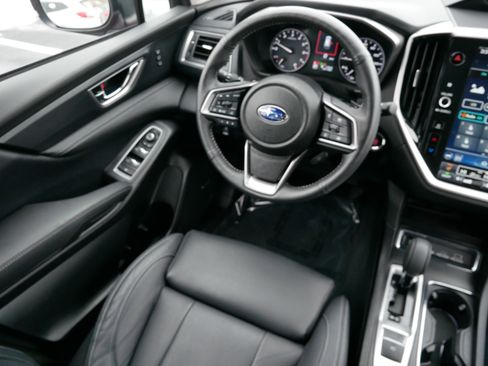 Certified 2025 Subaru Ascent Limited w/ Popular Package #2 image 9