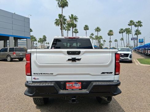 New 2026 Chevrolet Silverado 2500 ZR2 w/ LPO, Dark Essentials Package AWD/4WD image 6