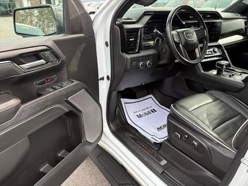 Certified 2024 GMC Sierra 1500 AT4X image 11