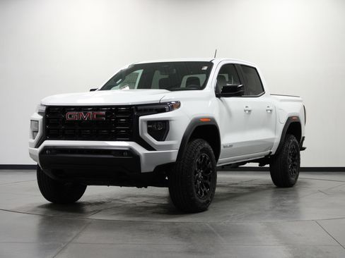 New 2026 GMC Canyon Elevation w/ Convenience Package RWD image 8
