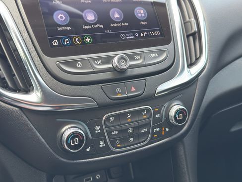 Used 2024 Chevrolet Equinox LT AWD/4WD image 21