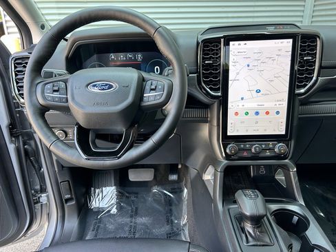 Used 2024 Ford Ranger Lariat w/ FX4 Off-Road Package image 45