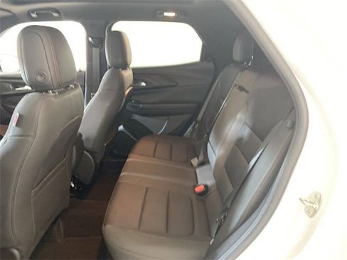 Used 2023 Chevrolet TrailBlazer RS w/ Sun and Liftgate Package image 28