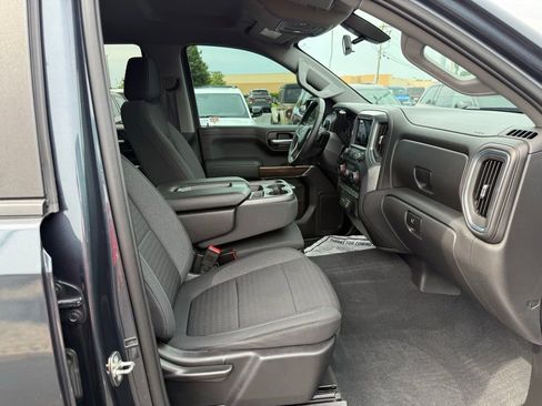 Used 2020 Chevrolet Silverado 1500 RST AWD/4WD image 29
