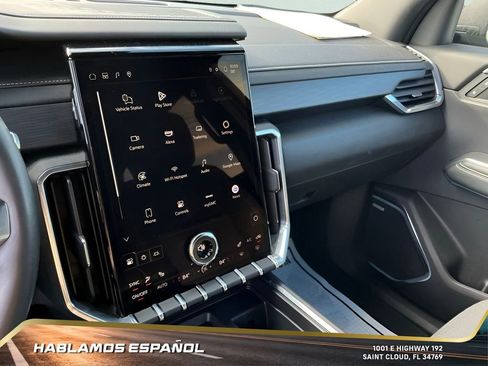 Certified 2025 GMC Acadia Elevation image 22