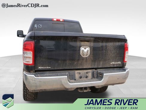 Used 2024 RAM 2500 Tradesman w/ Chrome Appearance Group image 13