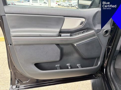 Used 2025 Ford Expedition Max Active RWD image 27