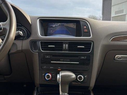 Used 2017 Audi Q5 2.0T Premium Plus image 11