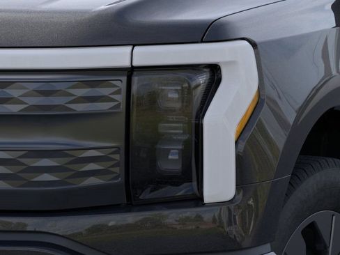 New 2025 Ford F150 Lightning Lariat image 18