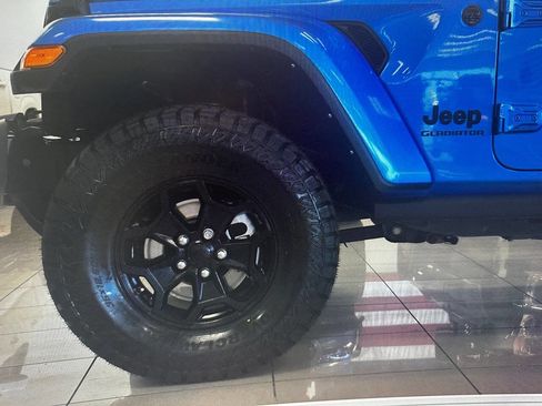 Used 2022 Jeep Gladiator Sport AWD/4WD image 20