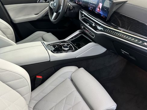 Used 2026 BMW X6 xDrive40i w/ Executive Package AWD/4WD image 15
