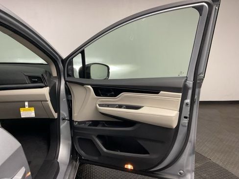 New 2026 Honda Odyssey Elite image 23