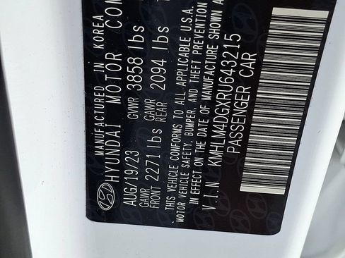 Used 2024 Hyundai Elantra SEL FWD image 27